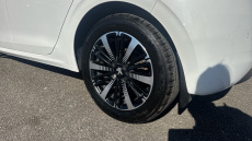 Peugeot 208 1.2 PureTech Allure Premium 5dr Petrol Hatchback